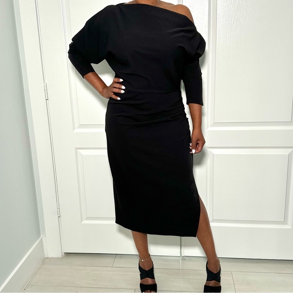 H&M Dresses & Skirts - H&M Elegant Black Boat neck One-Shoulder Midi Dress NWT Sz Large